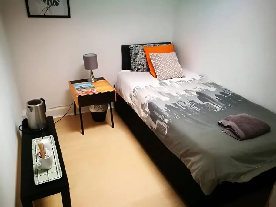 The Kingsview Townhouse - Boutique Hostel Edynburg