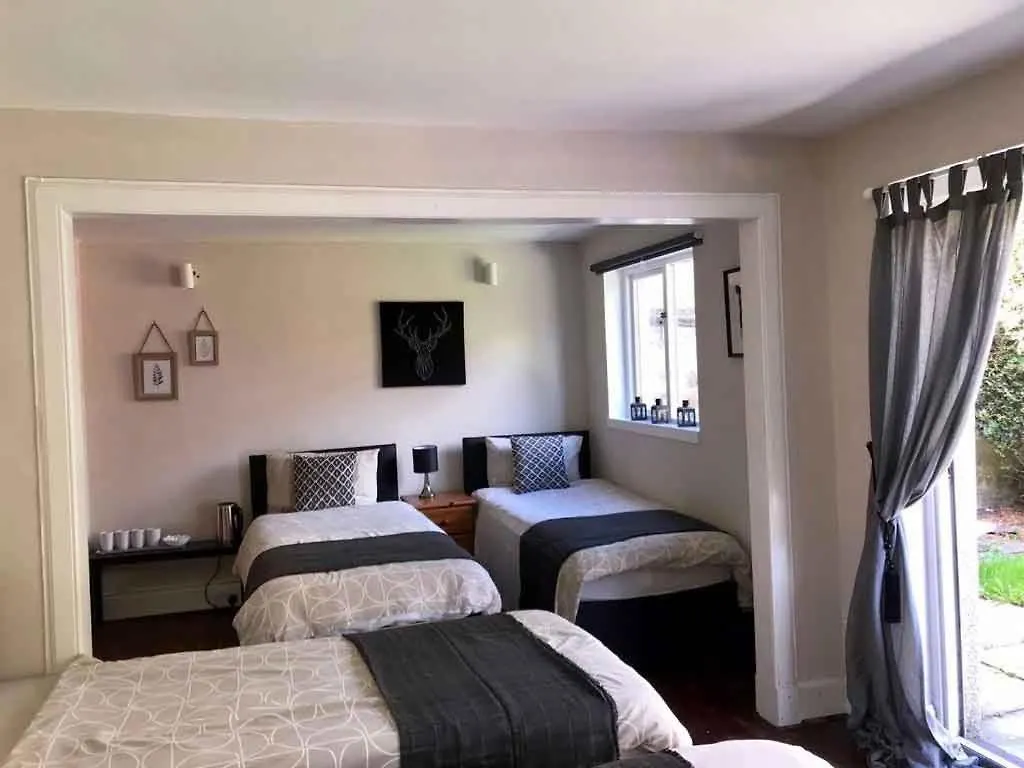 The Kingsview Townhouse - Boutique Hostel Edinburgh 0*,